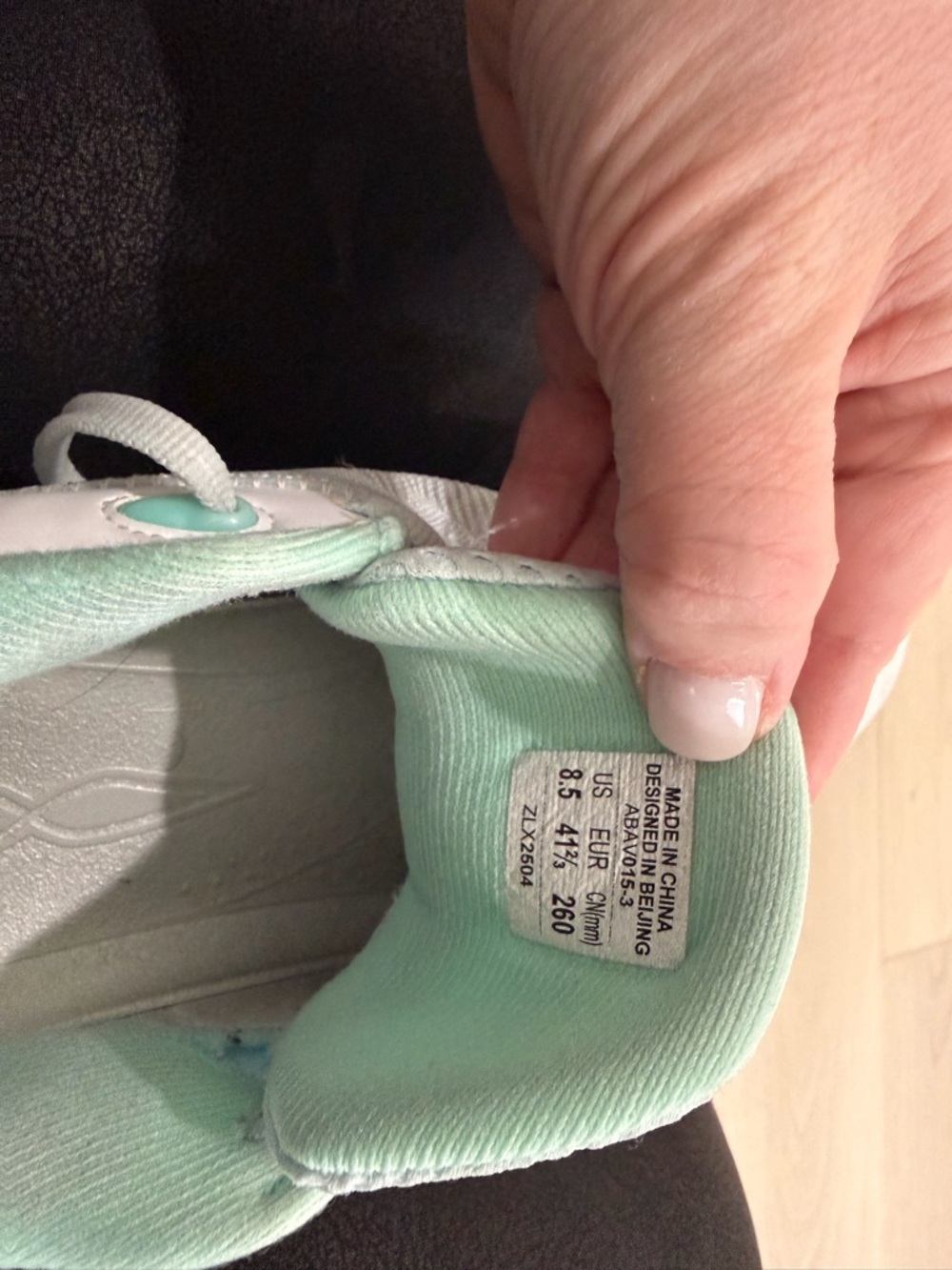 8085 ultra Men's Athletic Shoes Mint Green Lightweight Trainer